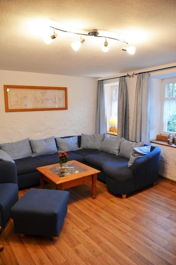 Altes Winzerhaus - Ferienhaus Burgen  Kültér fotó